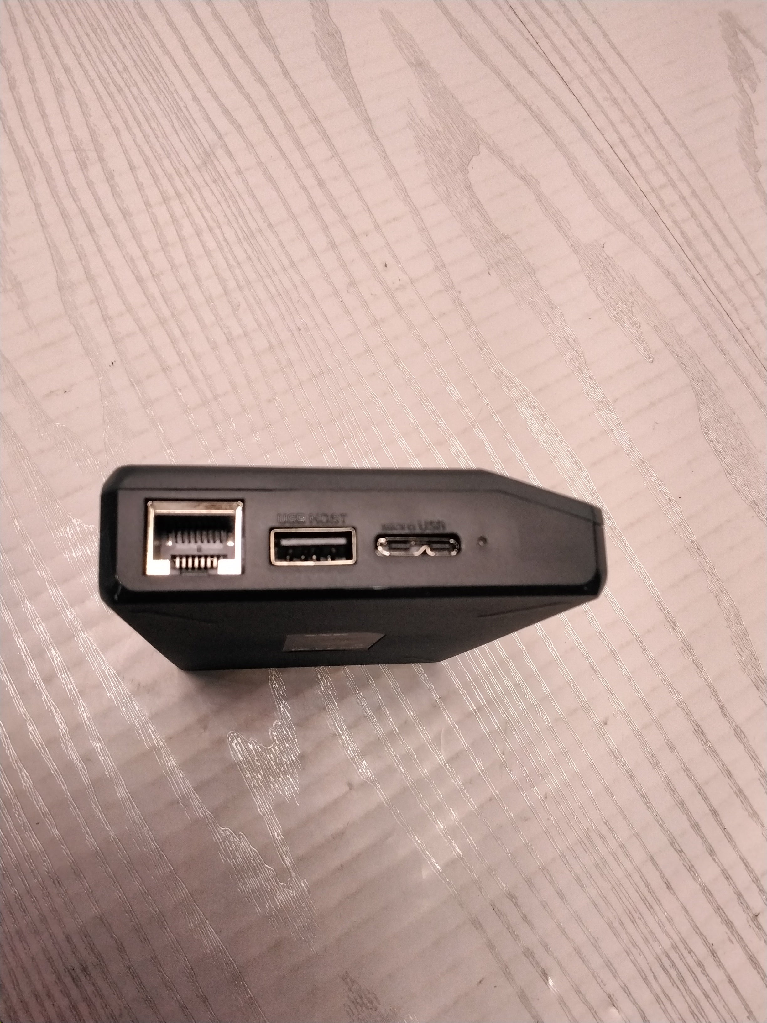 SSK 2TB Portable NAS External Wireless Hard Drive with Own Wi-Fi Hotspot (7881548300526)